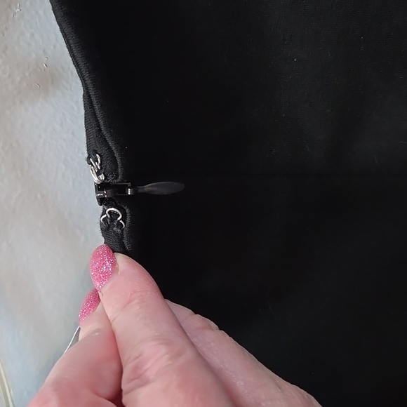 Old Navy Classic Womens Black Mini Sheath Shift Dress XS NWT - Picture 4 of 5